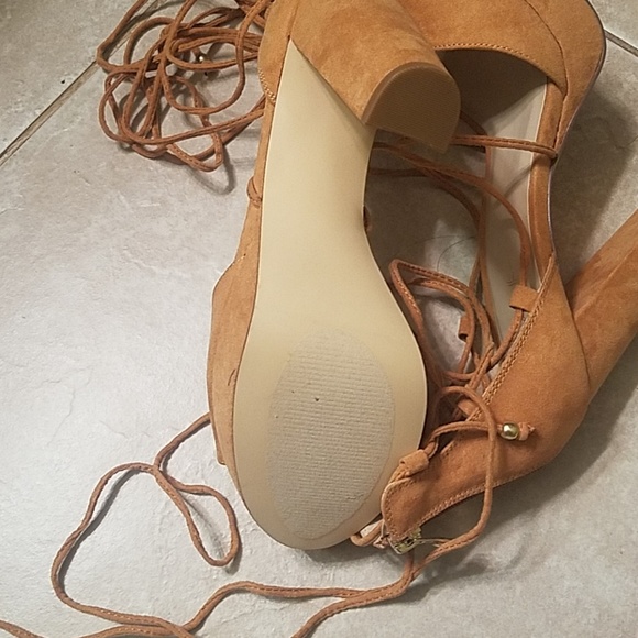 Shoes - Picture 2 of 2